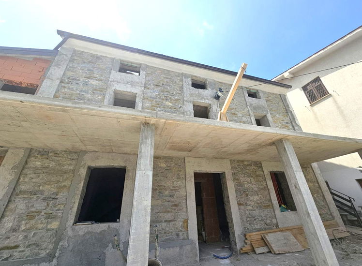 Lokacija: Obalno - kraška, Izola, Livade