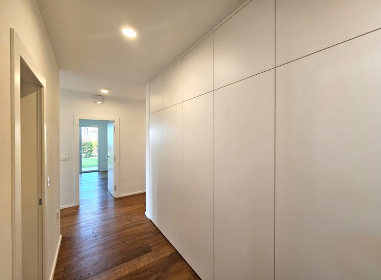 Lokacija: Obalno - kraška, Koper, Zgornje Škofije