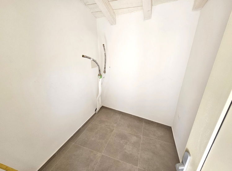 Lokacija: Obalno - kraška, Koper, Sveti Anton