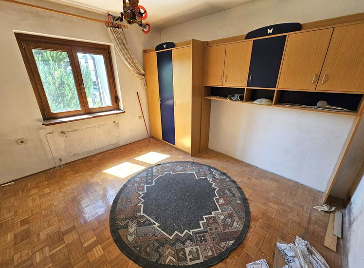 Lokacija: Notranjsko - kraška, Pivka, Pivka