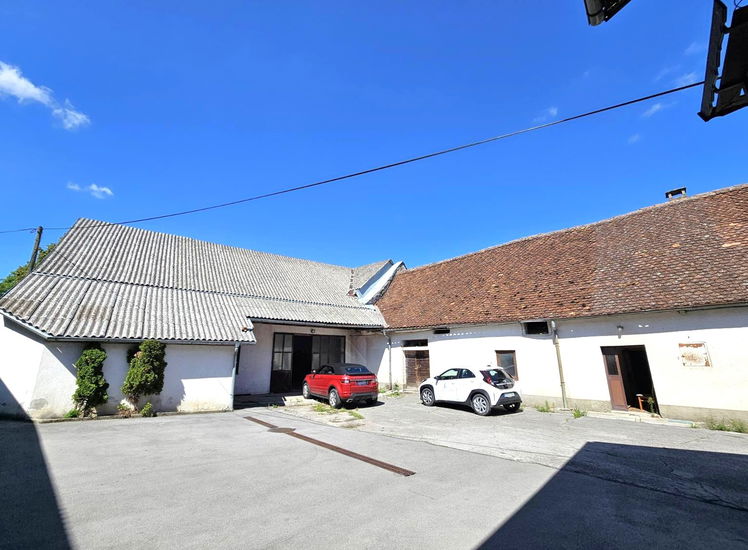 Lokacija: Notranjsko - kraška, Pivka, Pivka