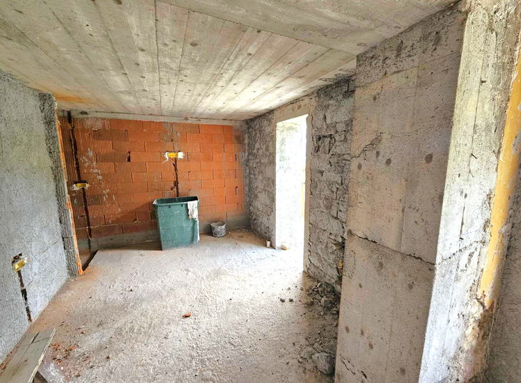 Lokacija: Obalno - kraška, Izola, Livade