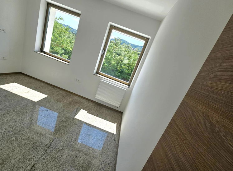 Lokacija: Obalno - kraška, Izola, Izola