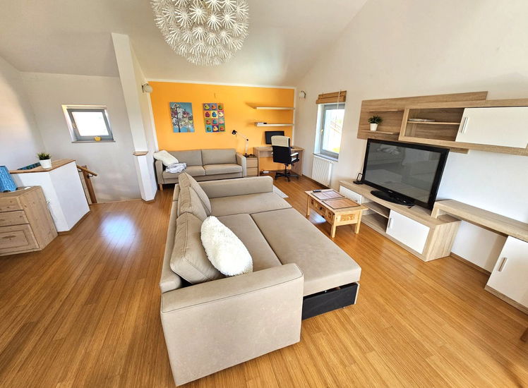 Lokacija: Obalno - kraška, Izola, Malija