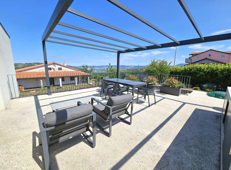 Lokacija: Obalno - kraška, Koper, Zgornje Škofije