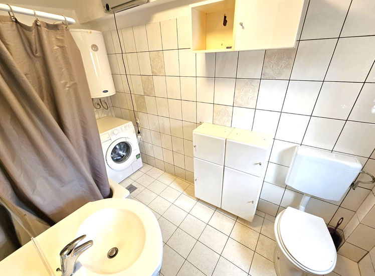 Lokacija: Obalno - kraška, Koper, Šmarje