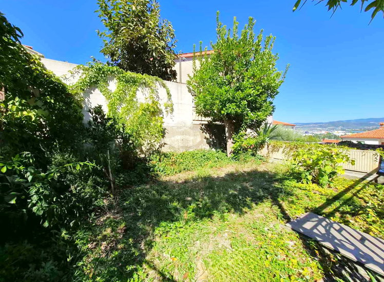 Lokacija: Obalno - kraška, Koper, Semedela