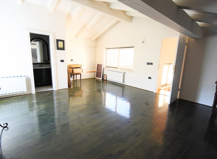 Lokacija: Obalno - kraška, Koper, Bošamarin