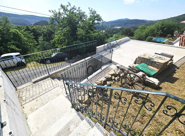 Lokacija: Obalno - kraška, Koper, Loka