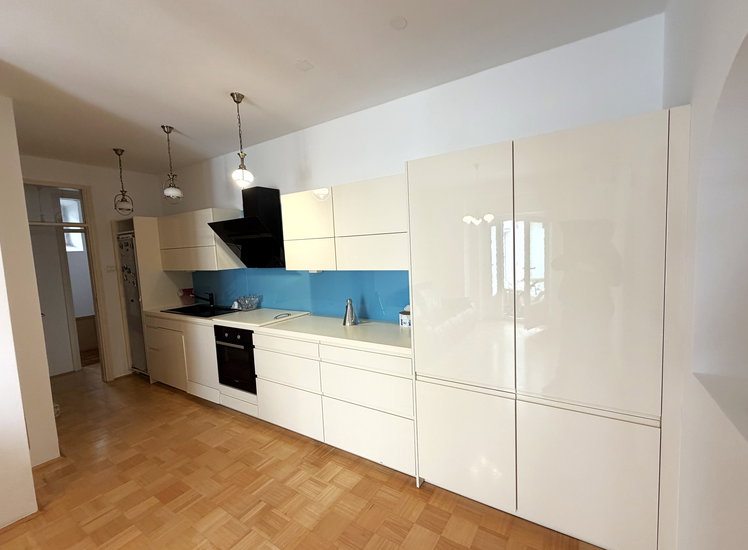 Lokacija: Obalno - kraška, Koper