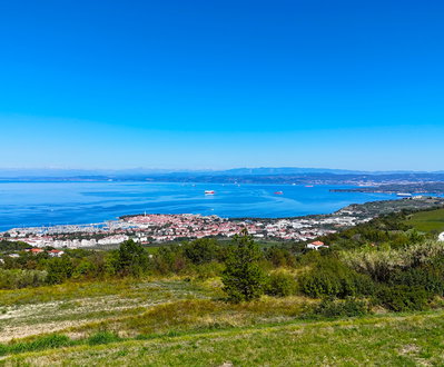 Lokacija: Obalno - kraška, Izola, Šared
