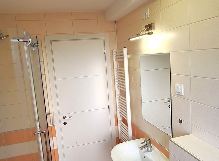 Lokacija: Obalno - kraška, Koper, Kolomban