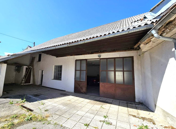 Lokacija: Notranjsko - kraška, Pivka, Pivka