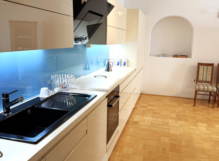 Lokacija: Obalno - kraška, Koper