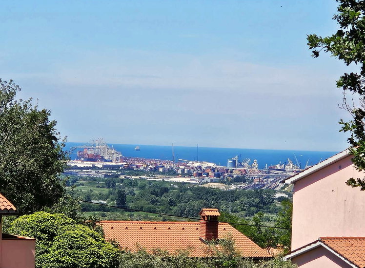 Lokacija: Obalno - kraška, Koper, Dekani