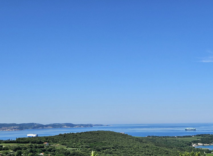 Lokacija: Obalno - kraška, Koper, Kolomban