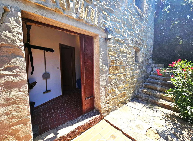 Lokacija: Obalno - kraška, Piran, Sv. Peter