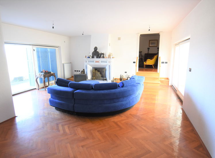 Lokacija: Obalno - kraška, Koper, Bošamarin