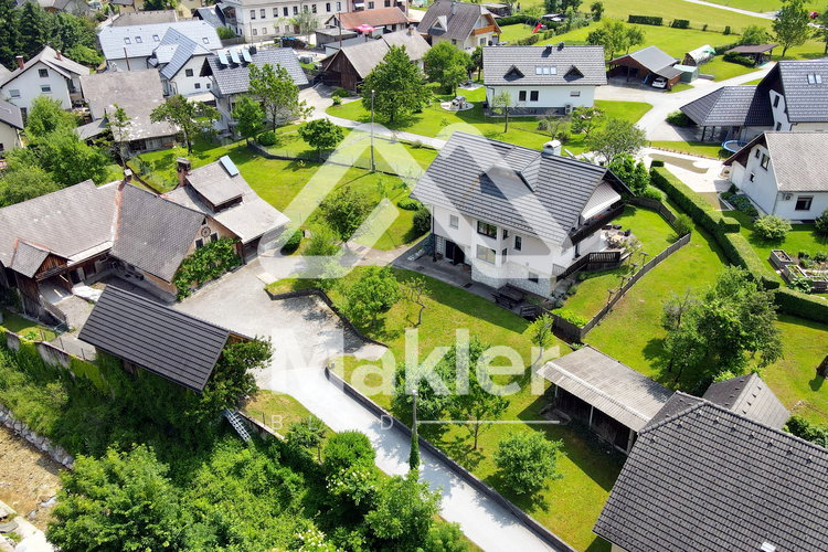 Lokacija: Gorenjska, Radovljica, Begunje na Gorenjskem