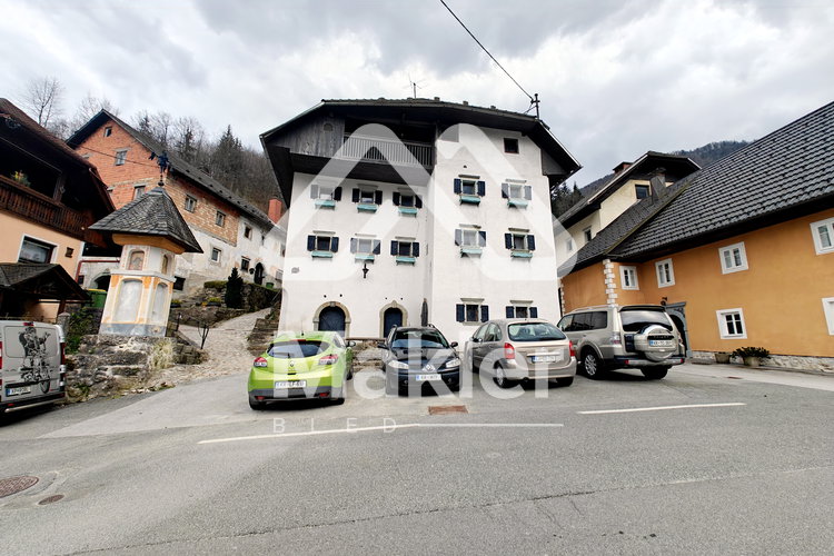 Lokacija: Gorenjska, Radovljica, Kropa