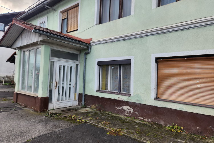 Lokacija: Jugovzhodna Slovenija, Kočevje, Livold