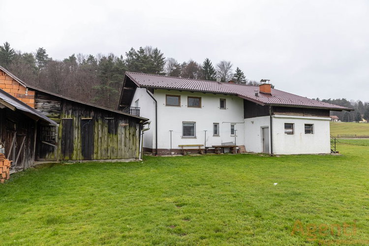Ubicación: Podravska, Slovenska Bistrica, Trnovec