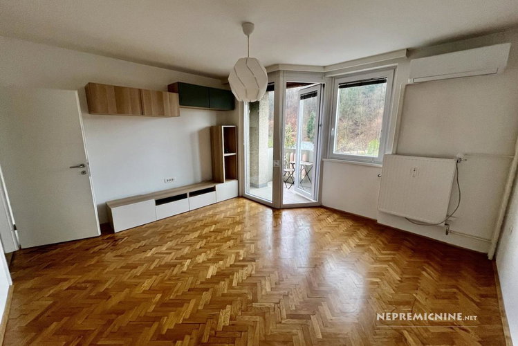 Ubicación: Ljubljana, Šiška, Sp. Šiška