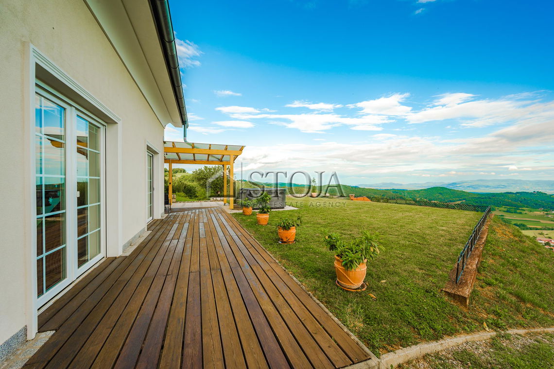 Location: Southeast Slovenia, Škocjan