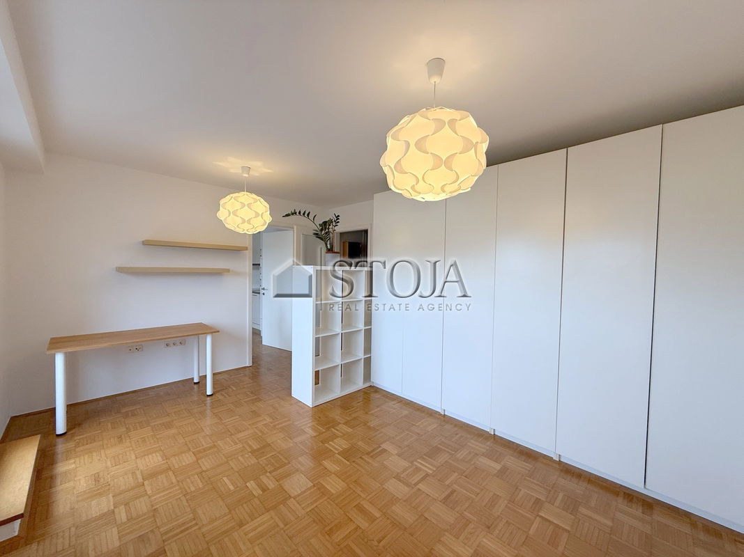 Lokacija: Ljubljana okolica, Grosuplje, Grosuplje