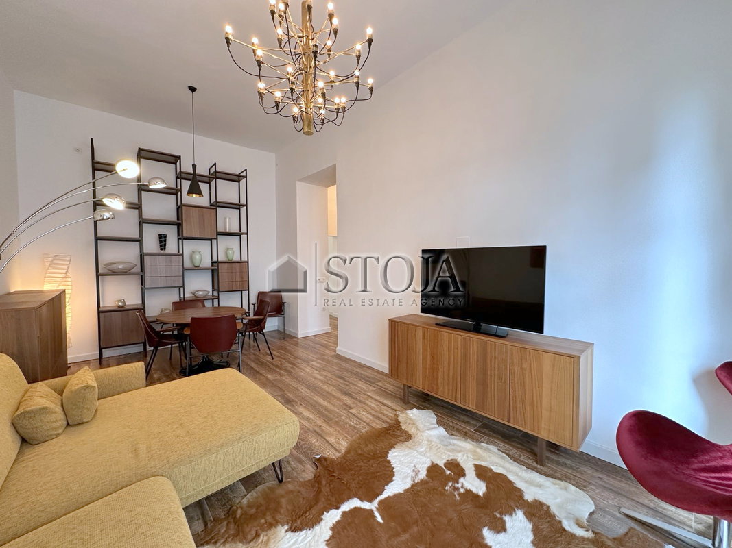 Location: Ljubljana mesto, Center, Center