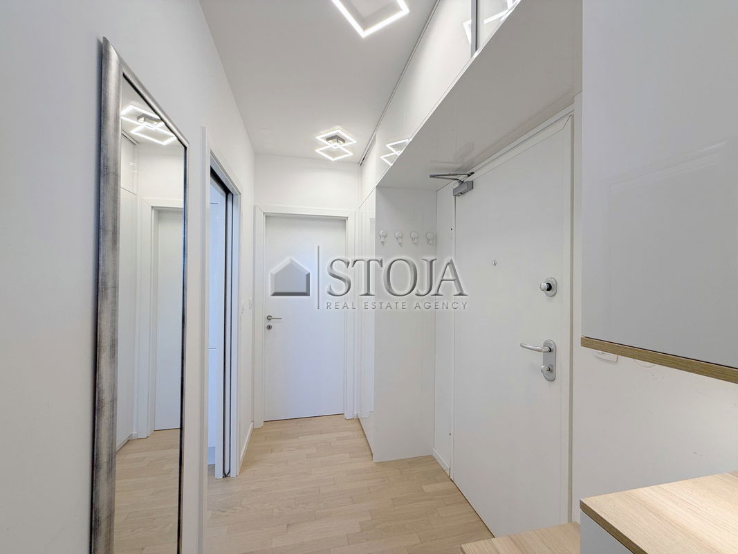 Location: Ljubljana City, Moste-Polje, Zelena jama