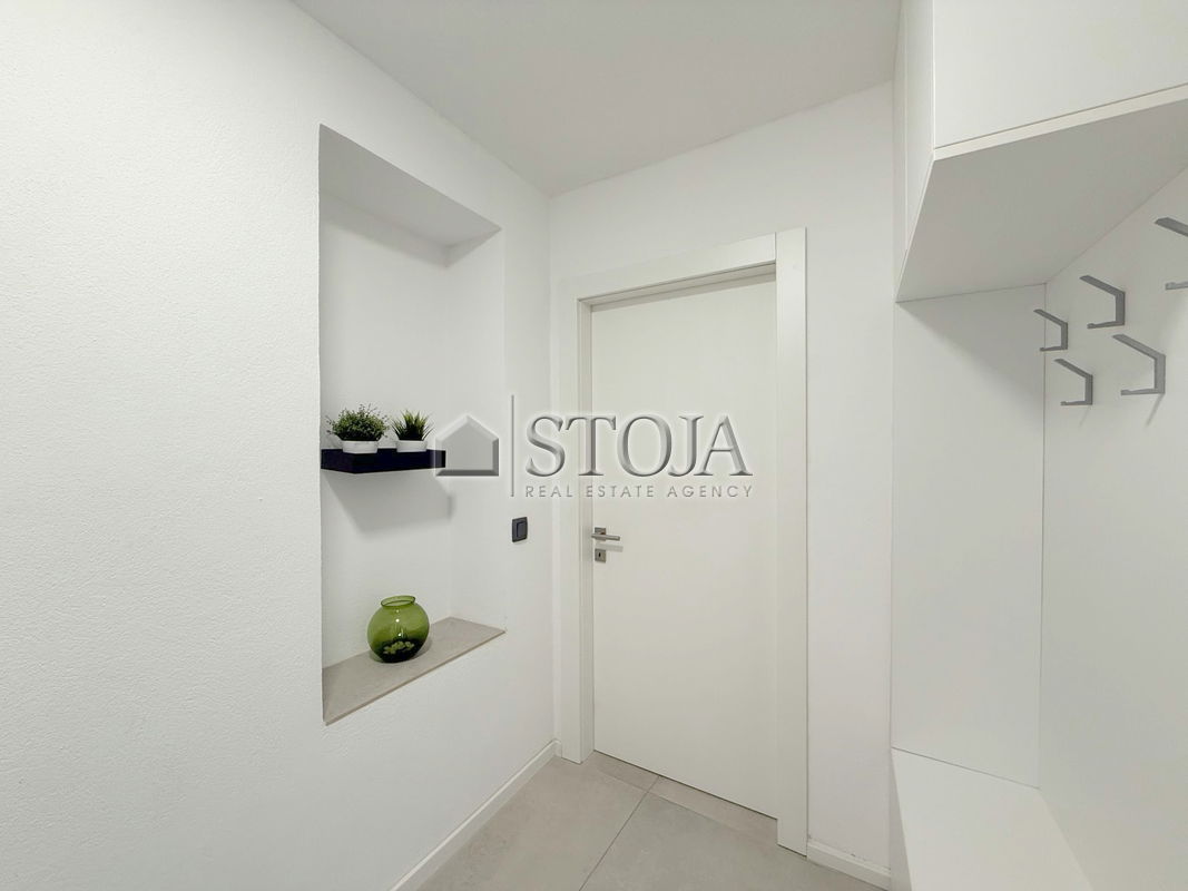 Lokacija: Ljubljana mesto, Šiška, Vižmarje