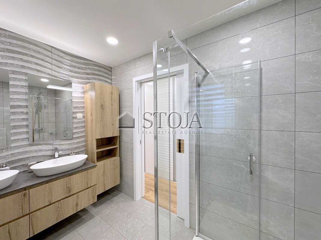 Lokacija: Ljubljana okolica, Vodice, Vodice