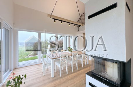 Lokacija: Ljubljana okolica, Vodice, Vodice