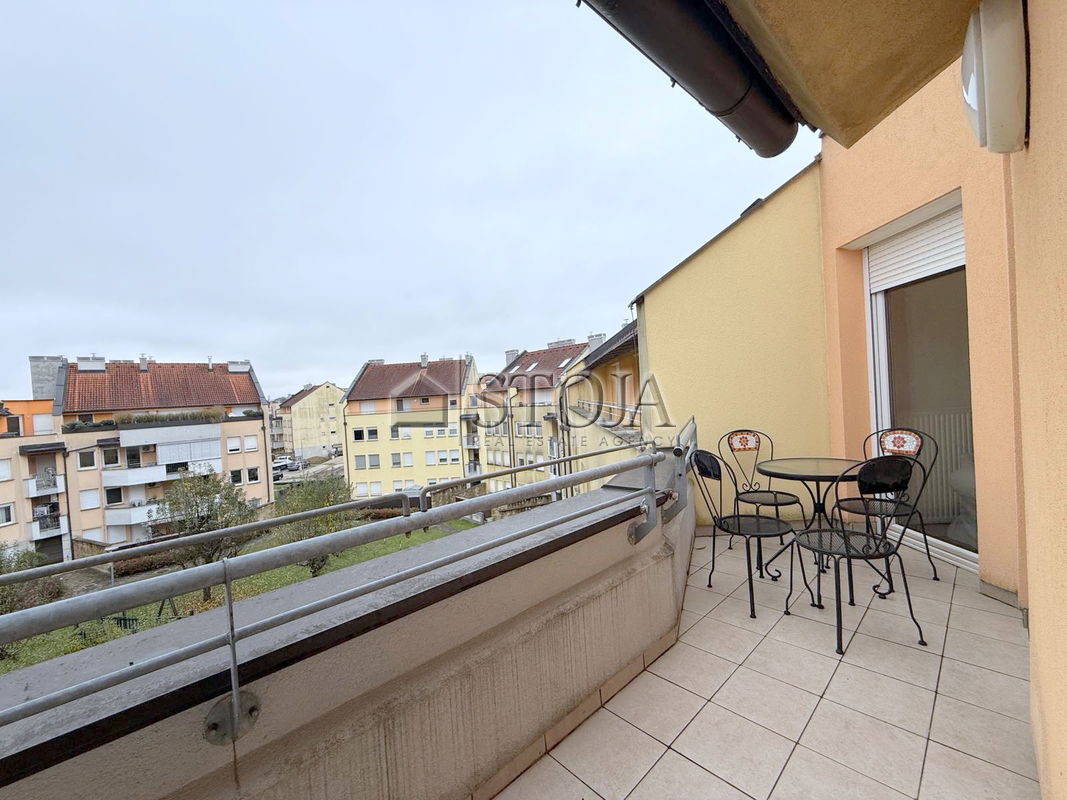 Lokacija: Ljubljana okolica, Grosuplje, Grosuplje