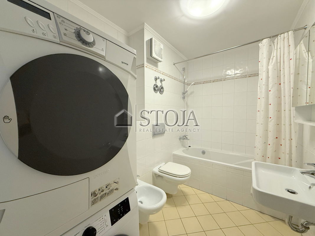 Lokacija: Ljubljana okolica, Grosuplje, Grosuplje