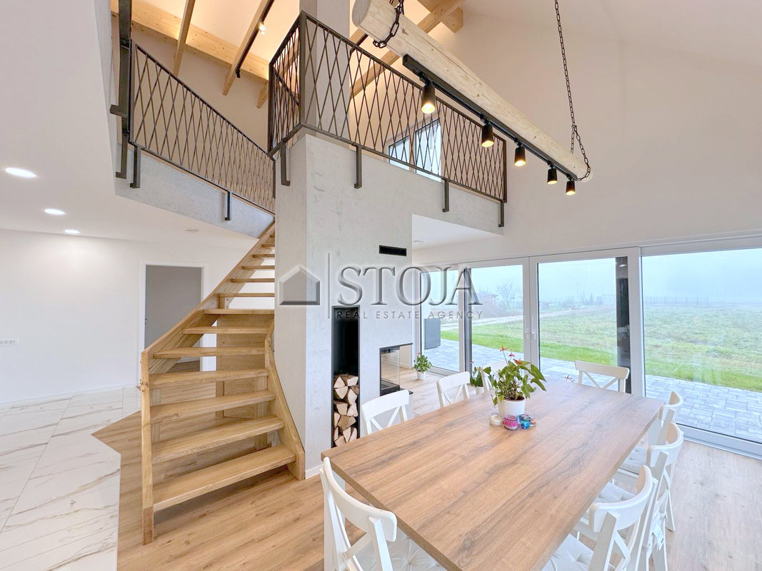 Lokacija: Ljubljana okolica, Vodice, Vodice