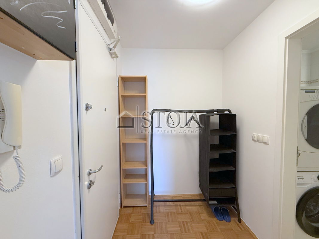 Lokacija: Ljubljana okolica, Grosuplje, Grosuplje