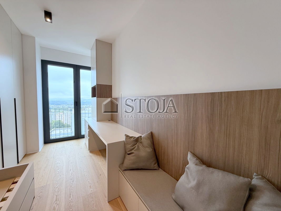 Location: Ljubljana City, Šiška, Zg. Šiška