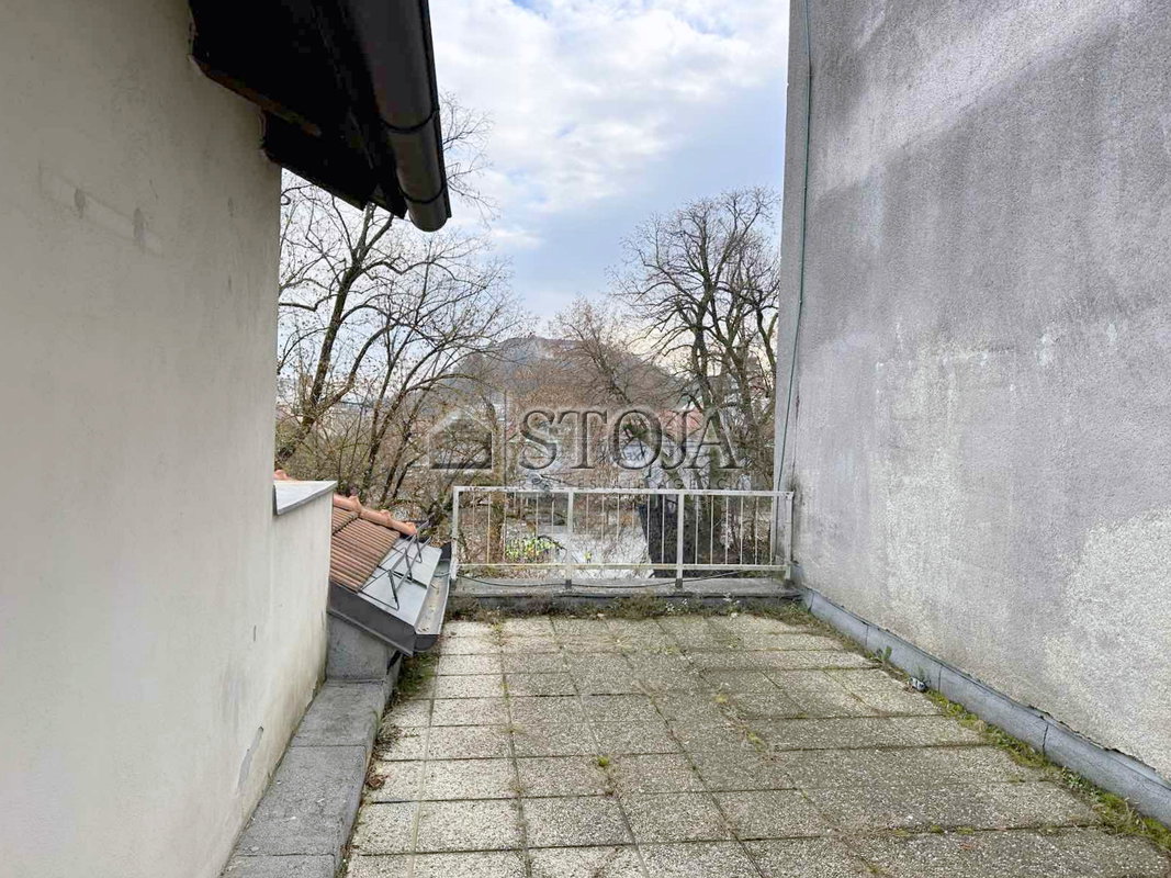 Location: Ljubljana mesto, Center, Center