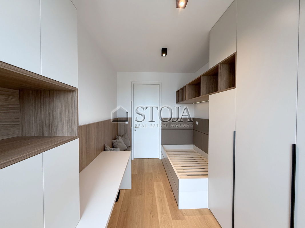 Location: Ljubljana City, Šiška, Zg. Šiška