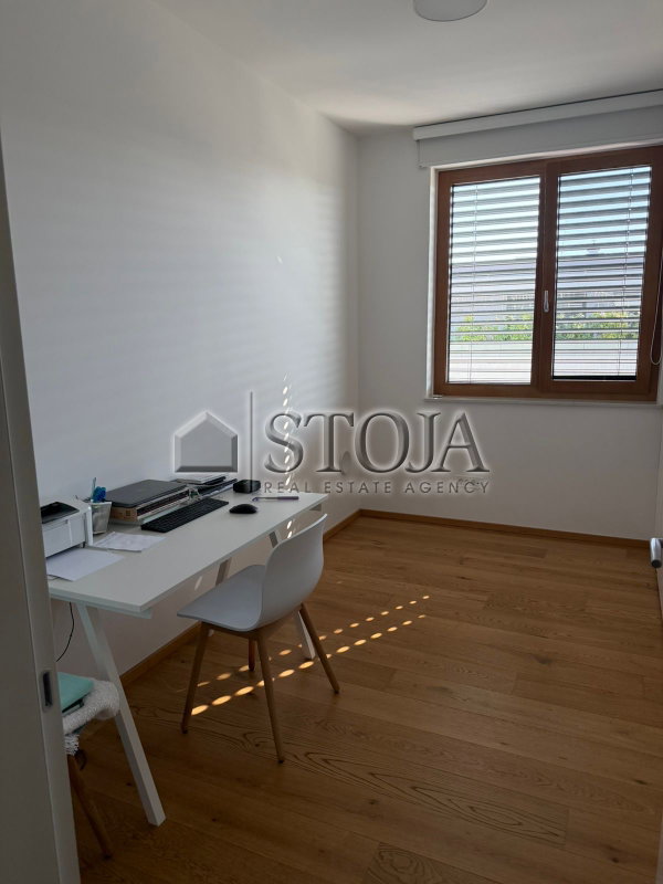 Location: Ljubljana mesto, Šiška, Šiška