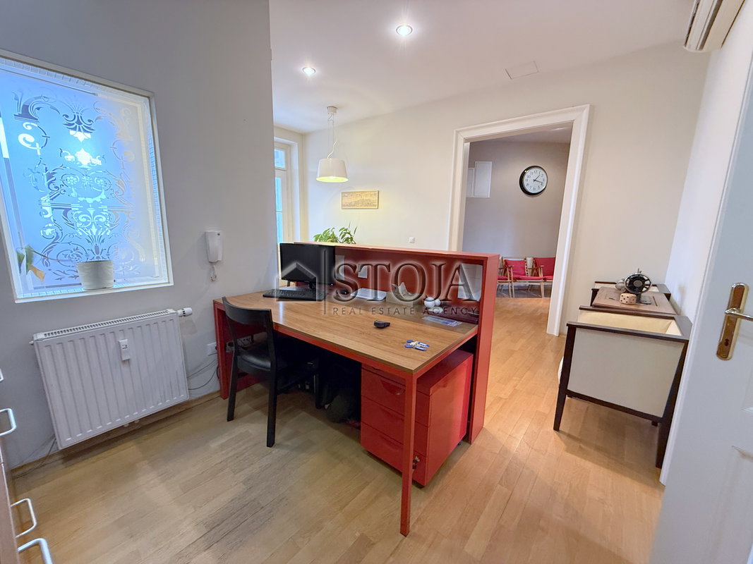 Lokacija: Ljubljana mesto, Center, Stara Ljubljana