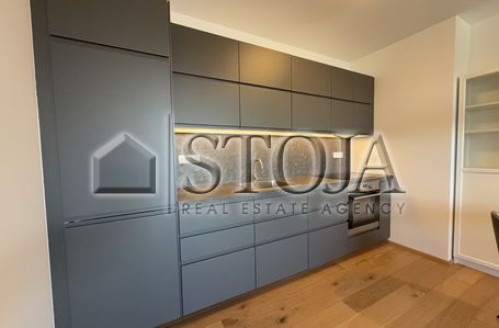 Lokacija: Ljubljana mesto, Šiška, Zg. Šiška