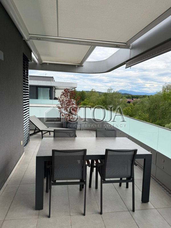 Location: Ljubljana mesto, Šiška, Šiška