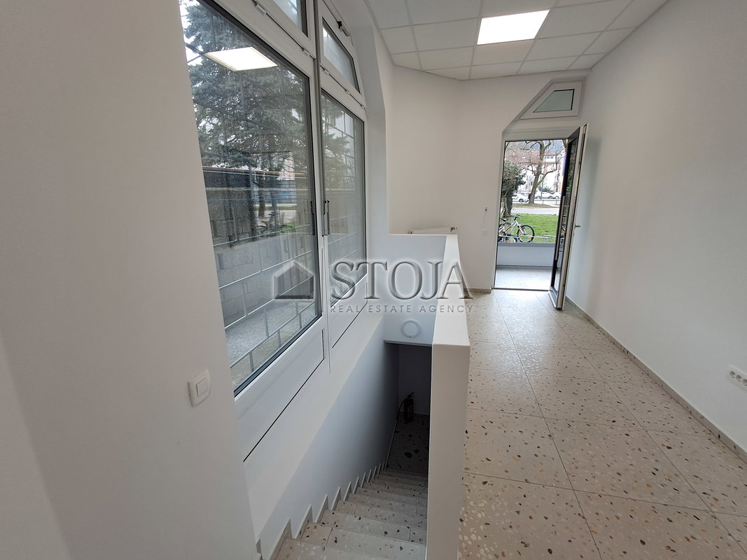 Lokacija: Ljubljana mesto, Šiška, Šiška