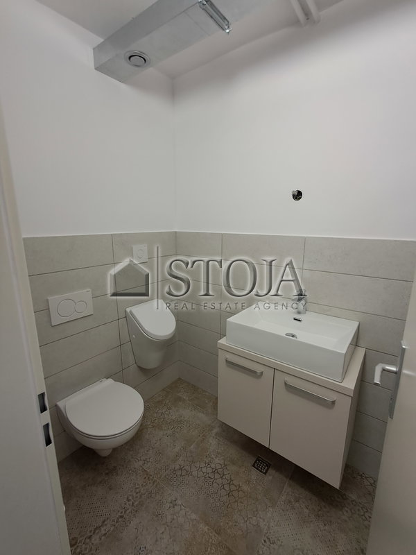 Lokacija: Ljubljana mesto, Šiška, Šiška