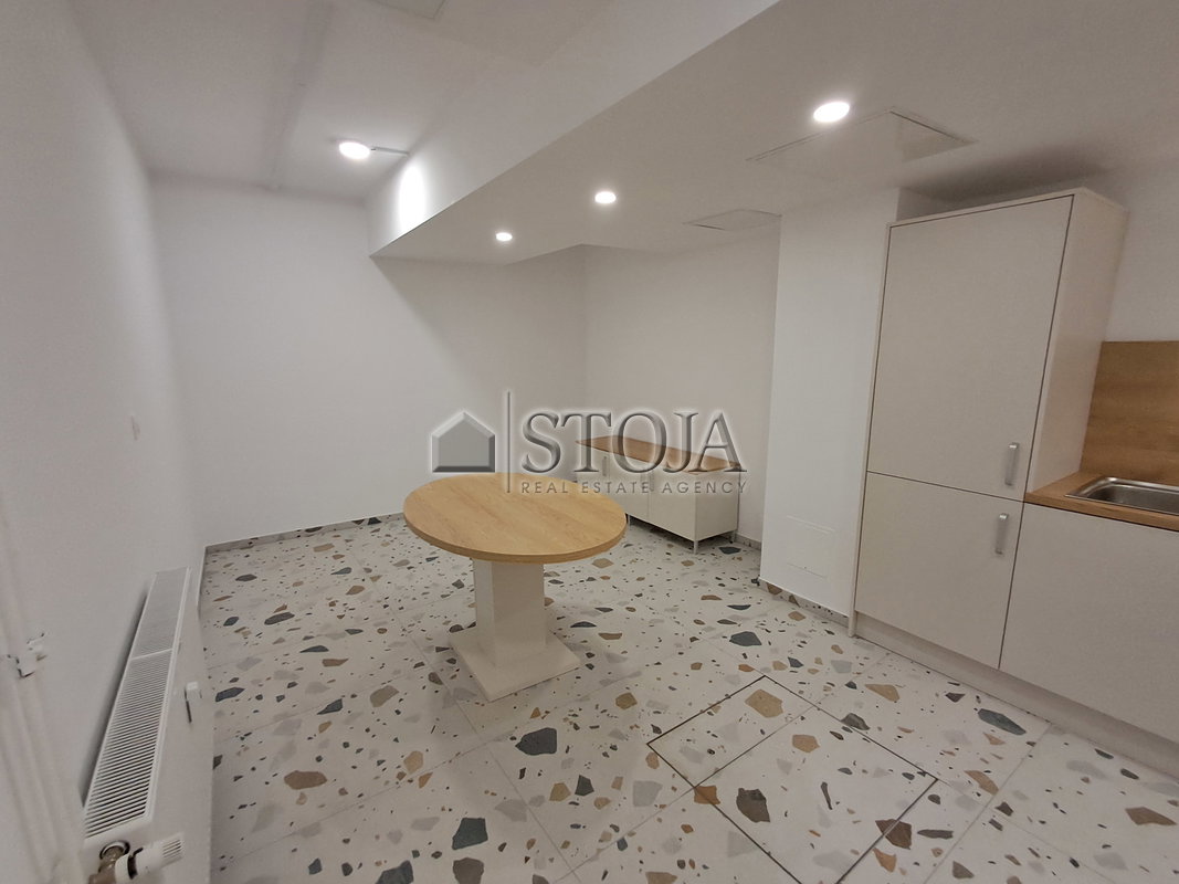 Lokacija: Ljubljana mesto, Šiška, Šiška