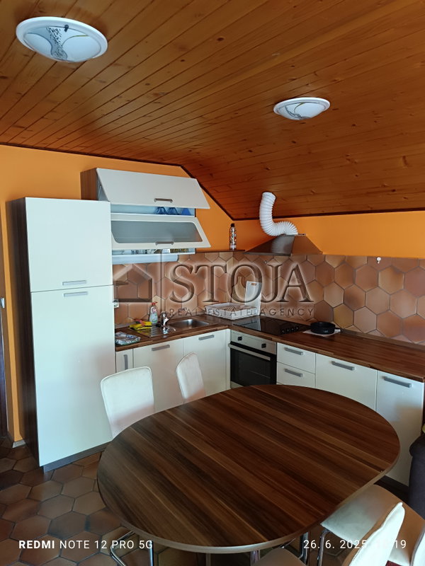 Lokacija: Gorenjska, Škofja Loka, Javorje