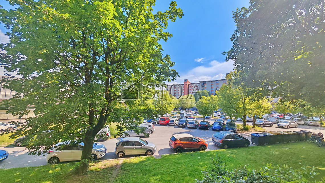 Lokacija: Ljubljana mesto, Šiška, Sp. Šiška
